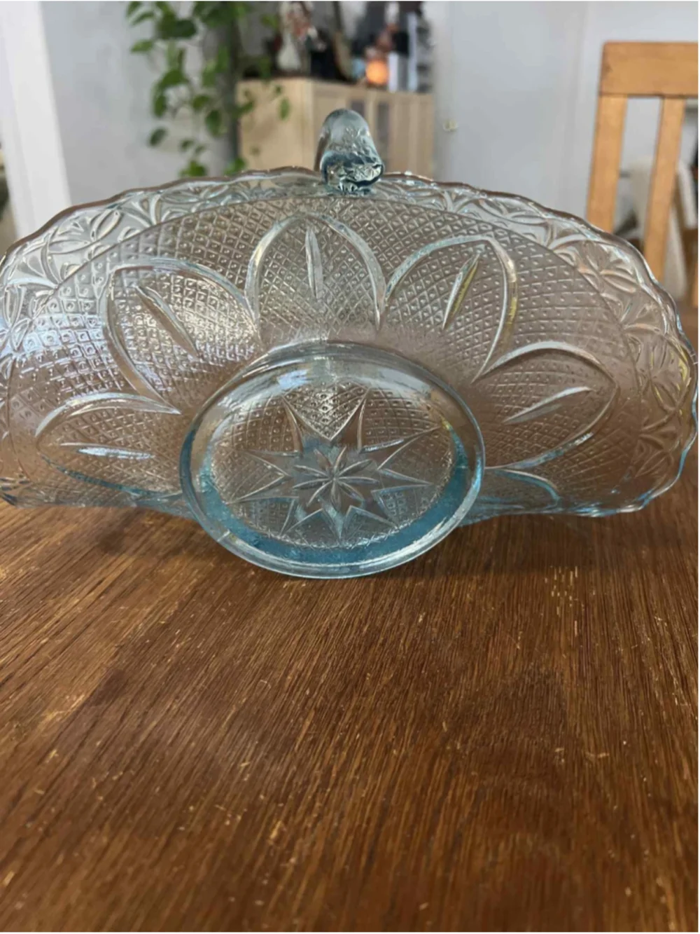 Vintage Aqua Blue Pressed Glass Basket Starburst Diamond Point Candy Dish